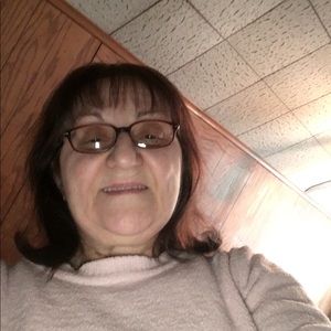 Meet your Posher, Phyllis